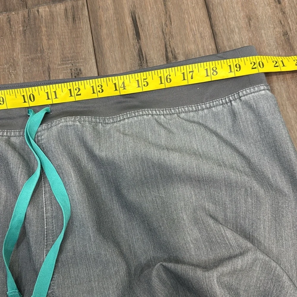 Figs‎ Technical Collection Gray scrub Pants